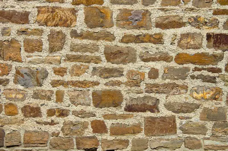 lime mortars used on a hamstone wall
